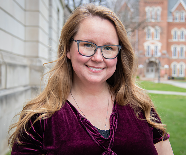 Paula Melchert Headshot